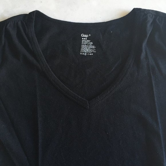 3/$20 - Gap basic black v-neck t shirt top ruching - Picture 3 of 4